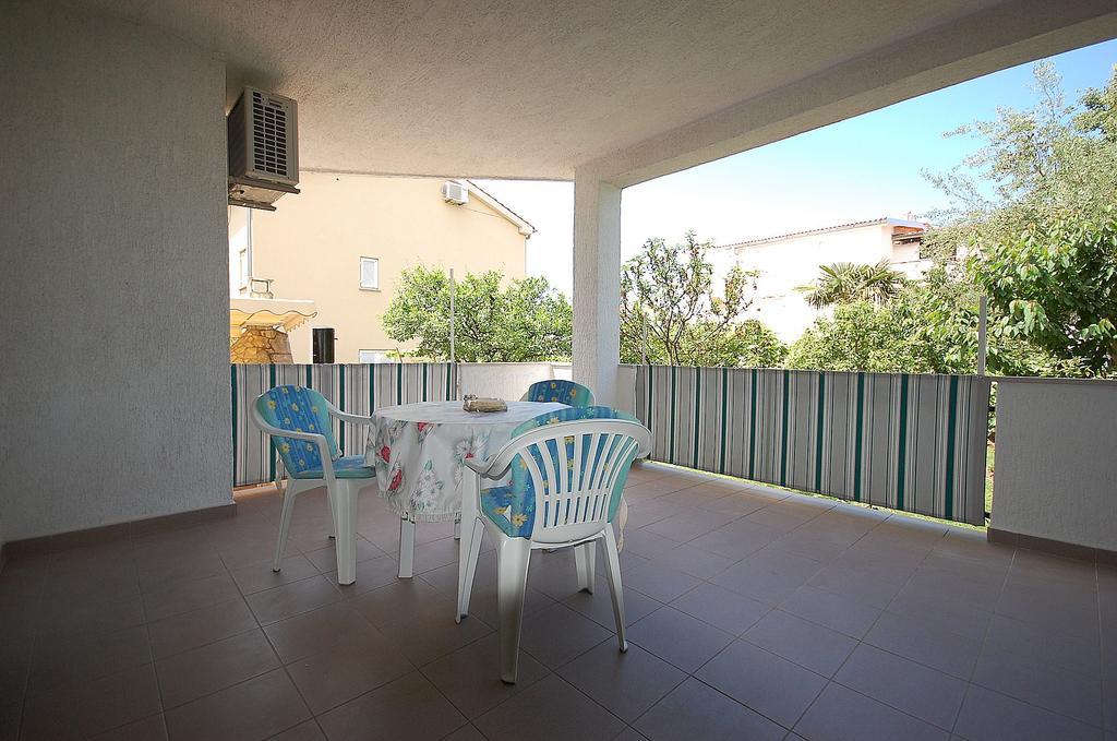 Apartments Klic Malinska Quarto foto